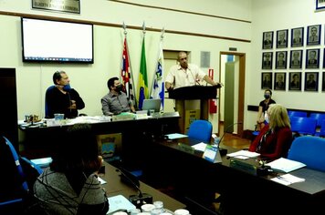 Foto - Vereadores se reúnem na última sessão ordinária do semestre