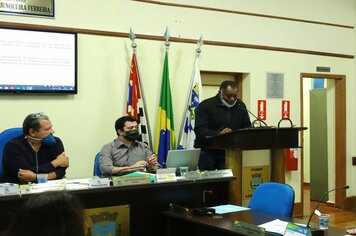 Foto - Vereadores se reúnem na última sessão ordinária do semestre