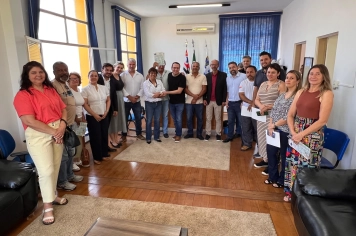 Deputado Estadual Rafa Zimbaldi visita a Câmara Municipal de Águas da Prata e reforça compromisso com a cidade