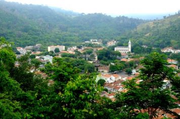 A DESCONTINUIDADE DO PROERD, A CONSTRUÇÃO DE ROTATÓRIA E O INÍCIO DAS ATIVIDADES DO CENTRO DE INFORMAÇÕES AO TURISTA, ESTIVERAM ENTRE OS TEMAS TRATADOS NA ÚLTIMA SESSÃO DA CÂMARA