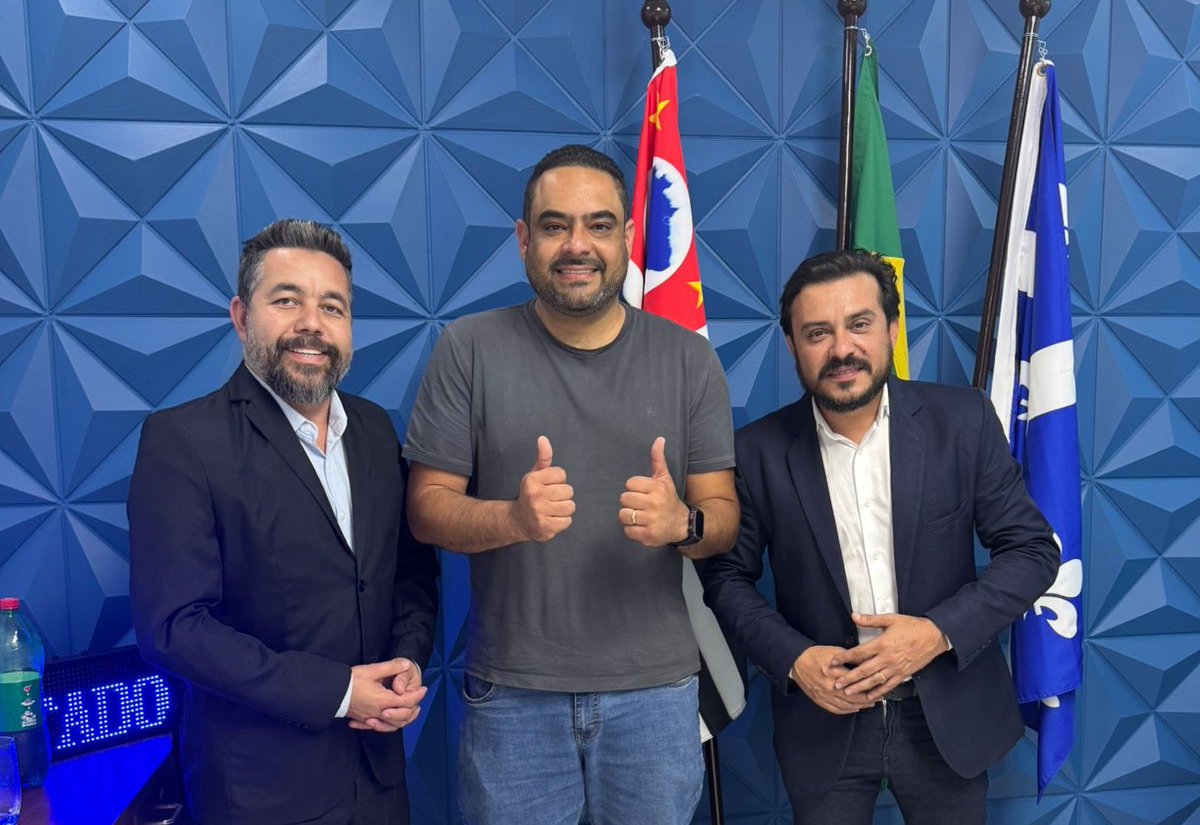 Vereadores de Águas da Prata participam de reunião em Aparecida/SP 