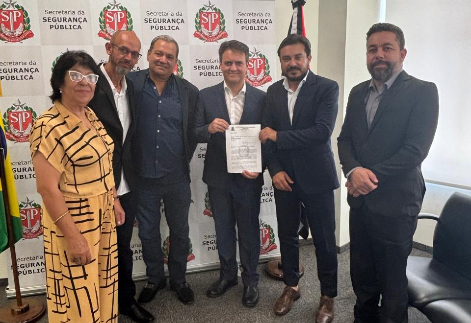 Vereadores de Águas da Prata se reúnem com o Deputado Estadual Rafa Zimbaldi e apresentam pedidos de emenda para saúde e infraestrutura.