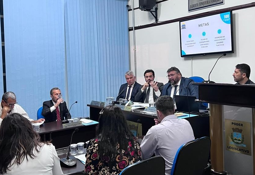 Câmara Municipal realiza reunião para apresentação dos 100 primeiros dias da gestão do Poder Executivo