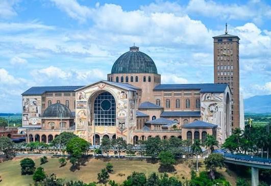 Câmara Municipal de Águas da Prata participa de votação histórica em Aparecida