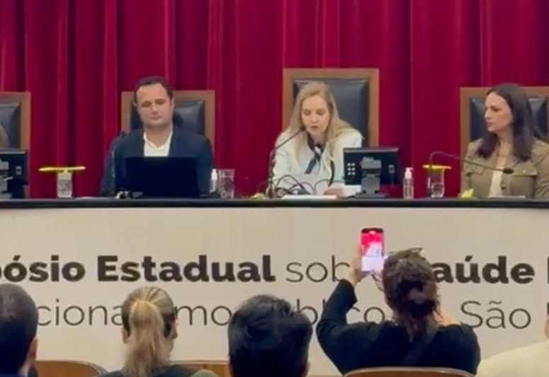 Presidente da Câmara participa de Simpósio Estadual sobre Saúde Mental no Funcionalismo Público